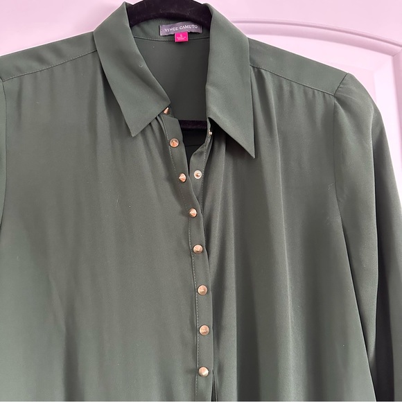 Studded button down blouse - Picture 2 of 11